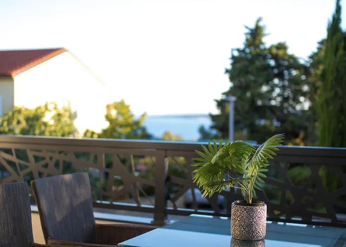 Apartment Flowers - Heated Pool Near *