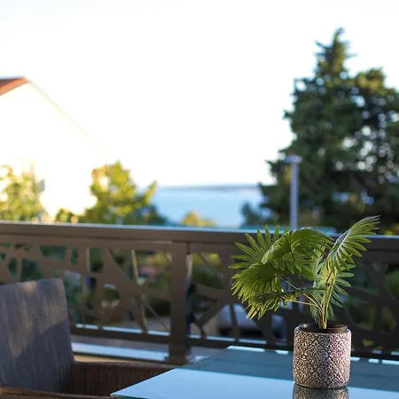 Apartment Flowers - Heated Pool Near *