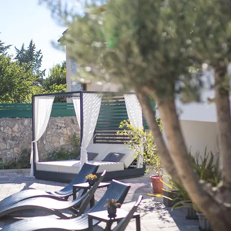 Daire Flowers - Heated Pool Near Krk Town