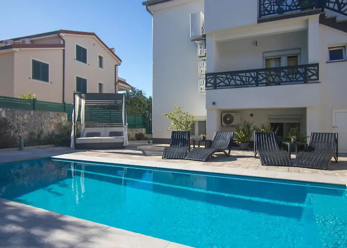 Lejlighed Flowers - Heated Pool Near