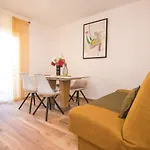 Apartamento Flowers - Heated Pool Near Krk Town