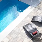 Flowers - Heated Pool Near *