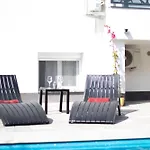 Apartamento Flowers - Heated Pool Near