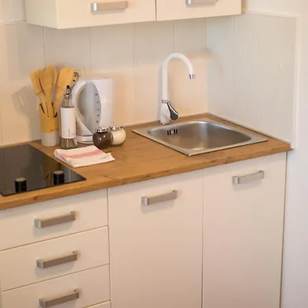 Flowers Daire Krk Town