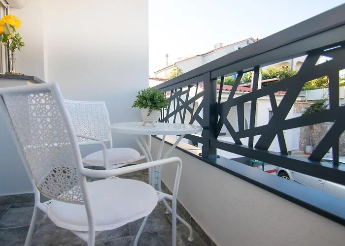 Appartement Flowers - Heated Pool Near Krk Town