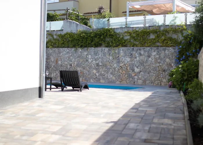 Appartement Flowers - Heated Pool Near Krk Town