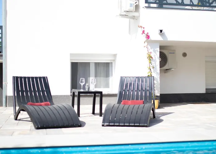 Appartement Flowers - Heated Pool Near